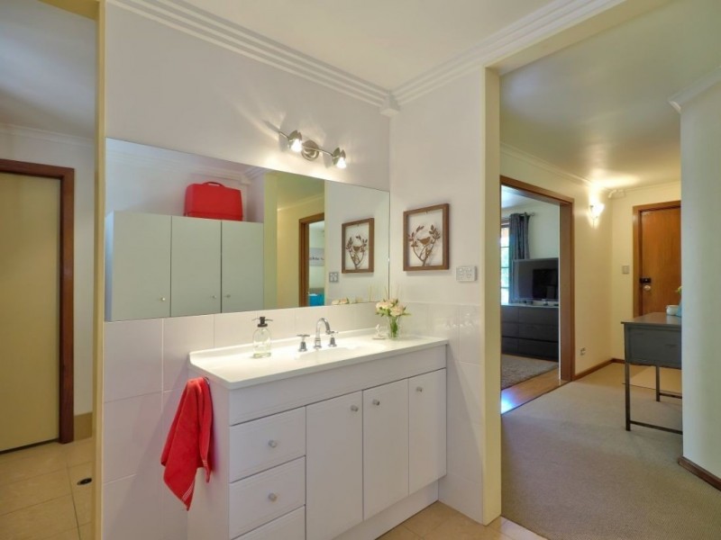 63 John Street, Woodside SA 5244