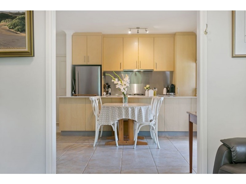 15 Oak Drive, Oakbank SA 5243