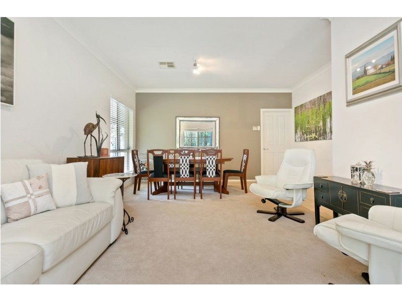 15 Oak Drive, Oakbank SA 5243