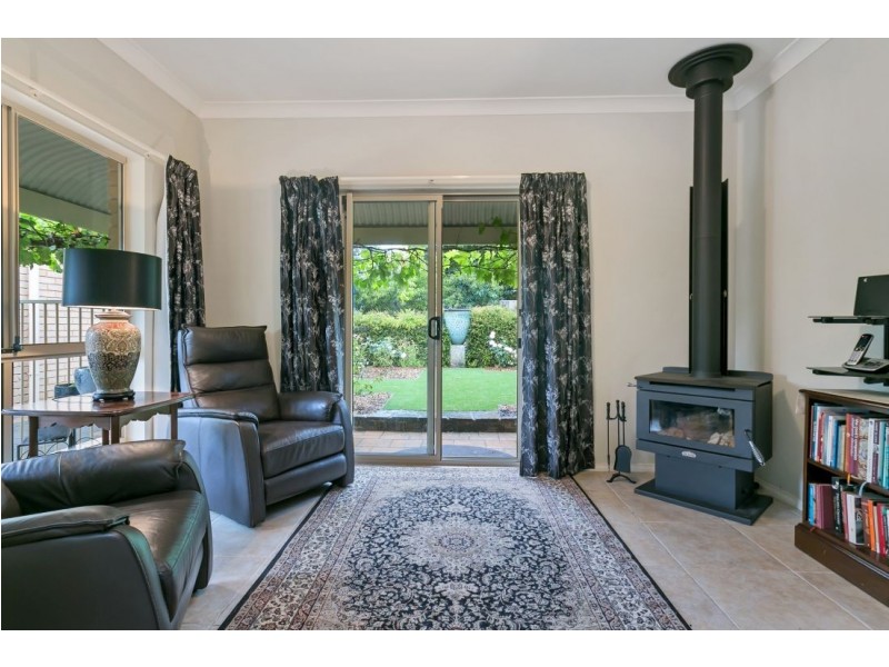 15 Oak Drive, Oakbank SA 5243