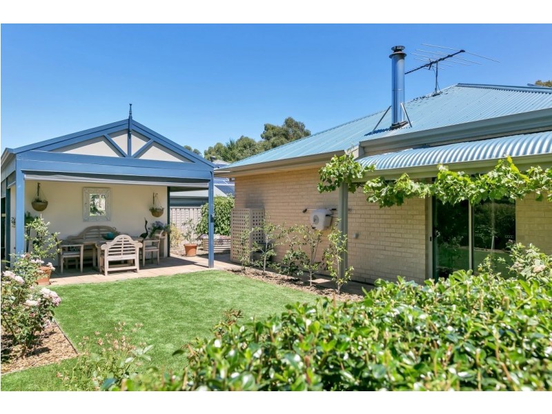 15 Oak Drive, Oakbank SA 5243