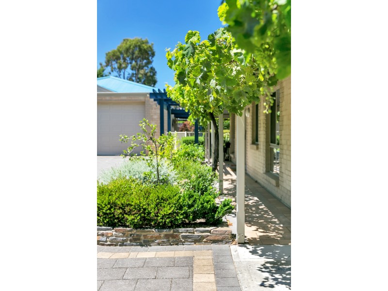 15 Oak Drive, Oakbank SA 5243