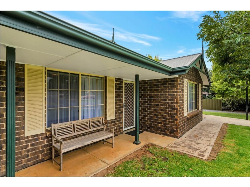 52 Grevillea Way, Woodside SA 5244