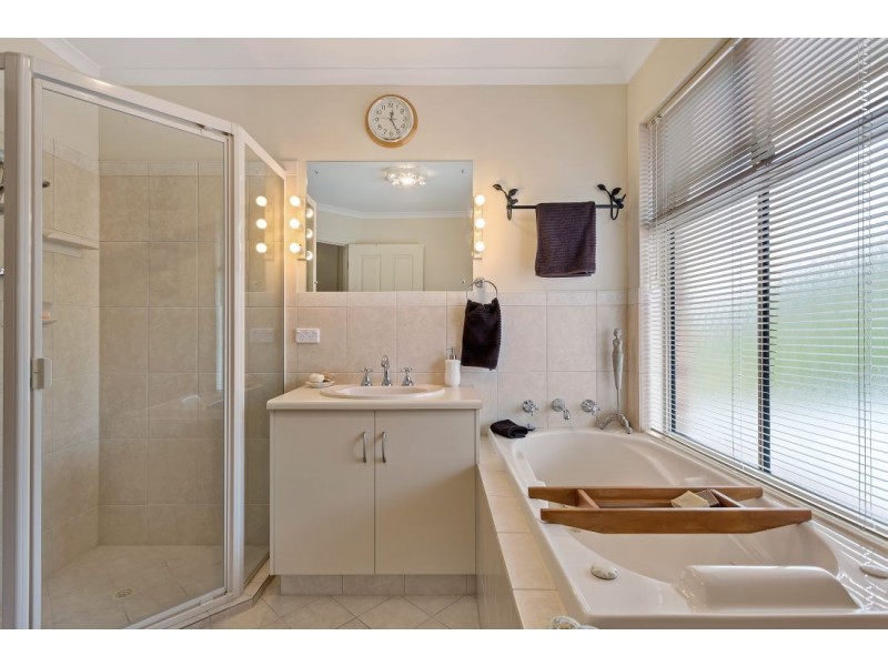 6 Turnbull Court, Woodside SA 5244