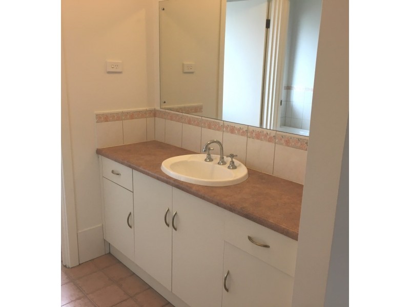 22 John Street, Oakbank SA 5243