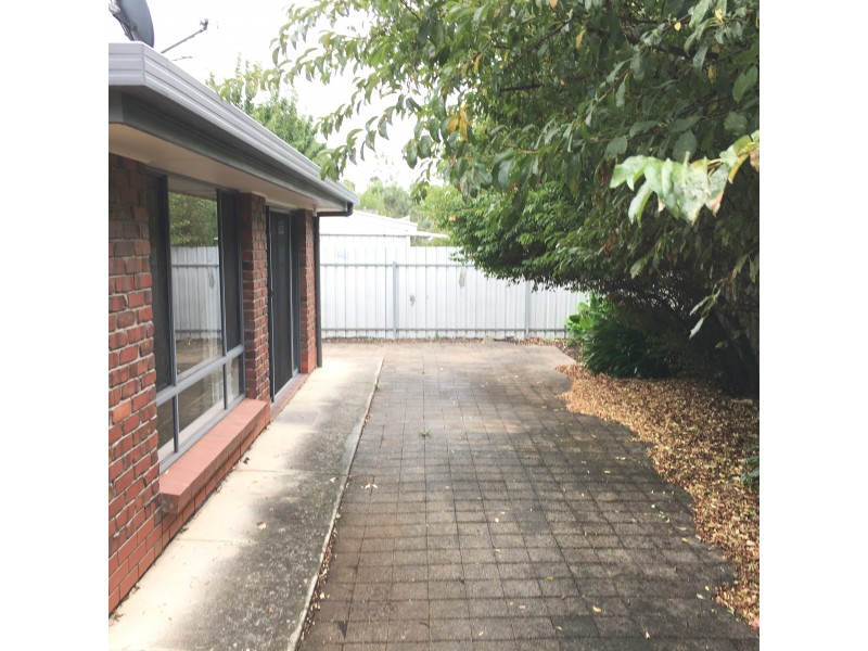 22 John Street, Oakbank SA 5243