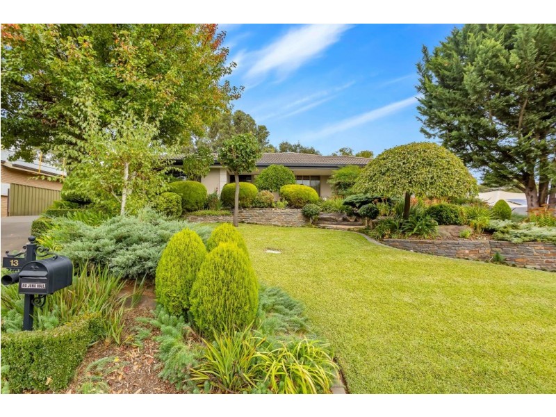 13 Allendale Grove, Woodside SA 5244