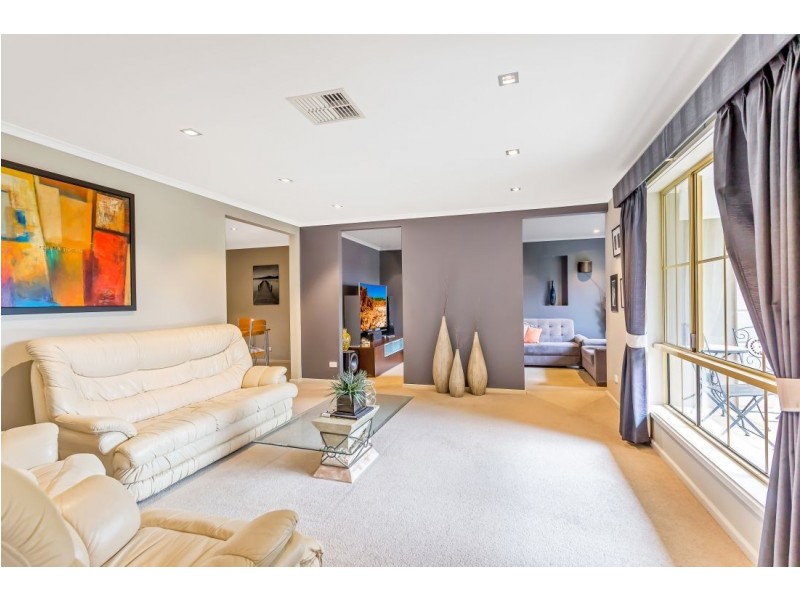 13 Allendale Grove, Woodside SA 5244