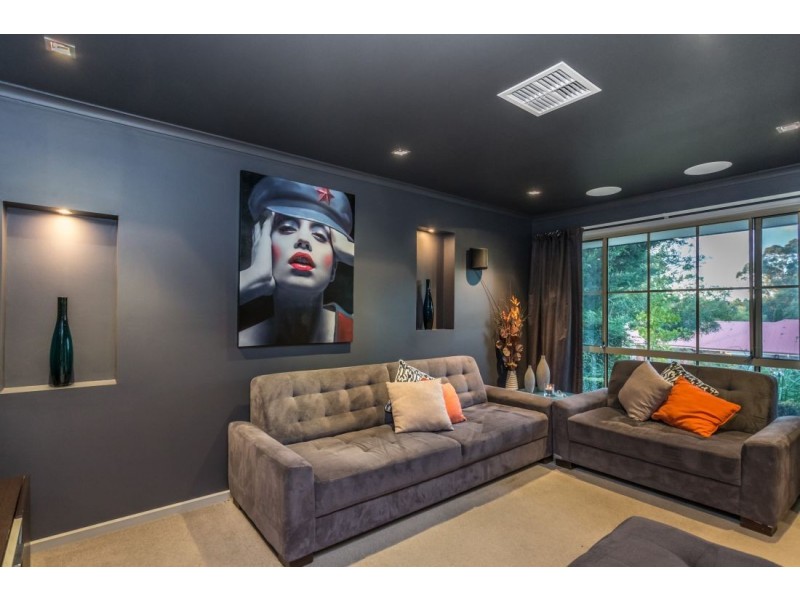 13 Allendale Grove, Woodside SA 5244