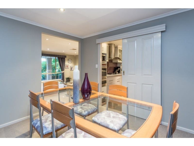 13 Allendale Grove, Woodside SA 5244