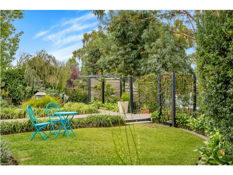 13 Allendale Grove, Woodside SA 5244