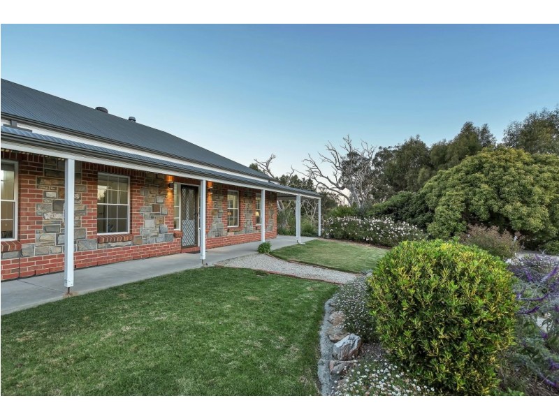 4 Ridge Road, Woodside SA 5244