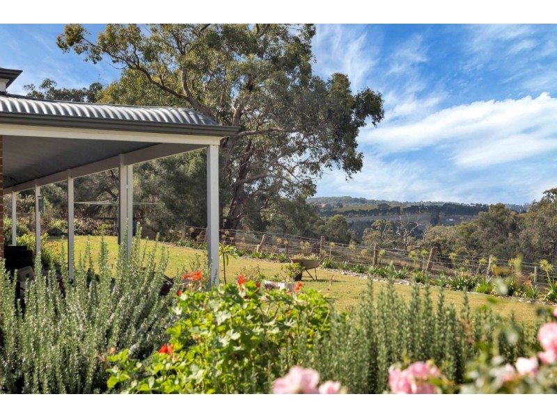 4 Ridge Road, Woodside SA 5244