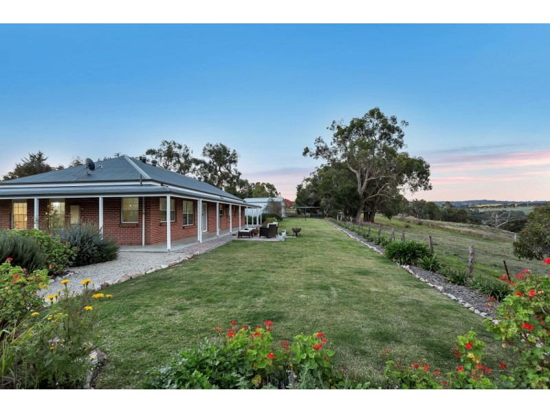 4 Ridge Road, Woodside SA 5244