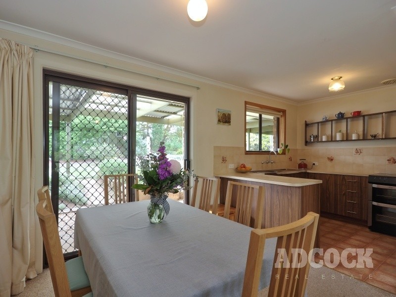 17 Jacaranda Drive, Woodside SA 5244