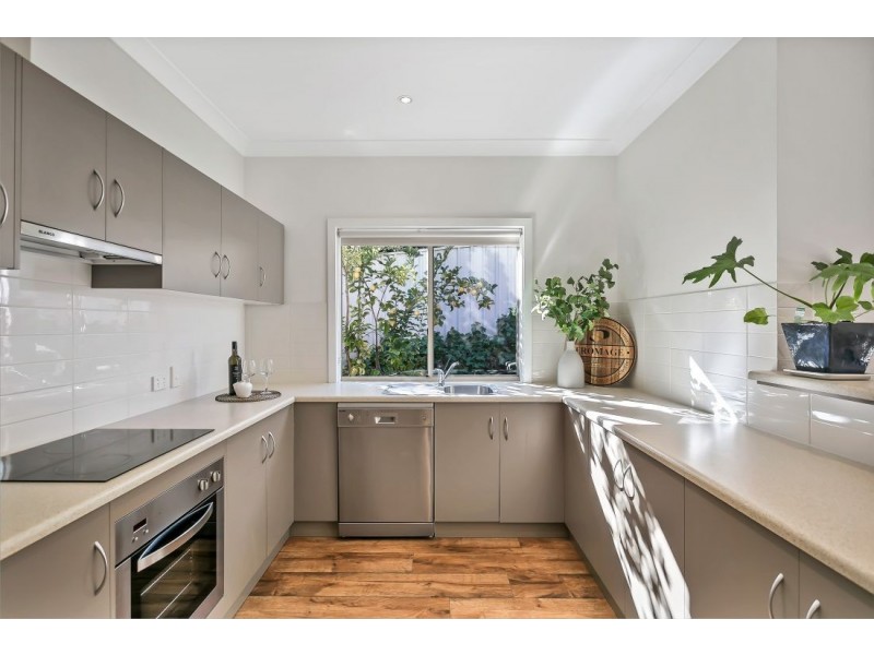 2/10 View Road, Woodside SA 5244