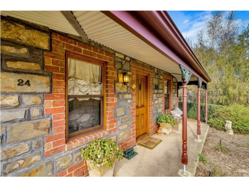 24 Edson Crescent, Littlehampton SA 5250