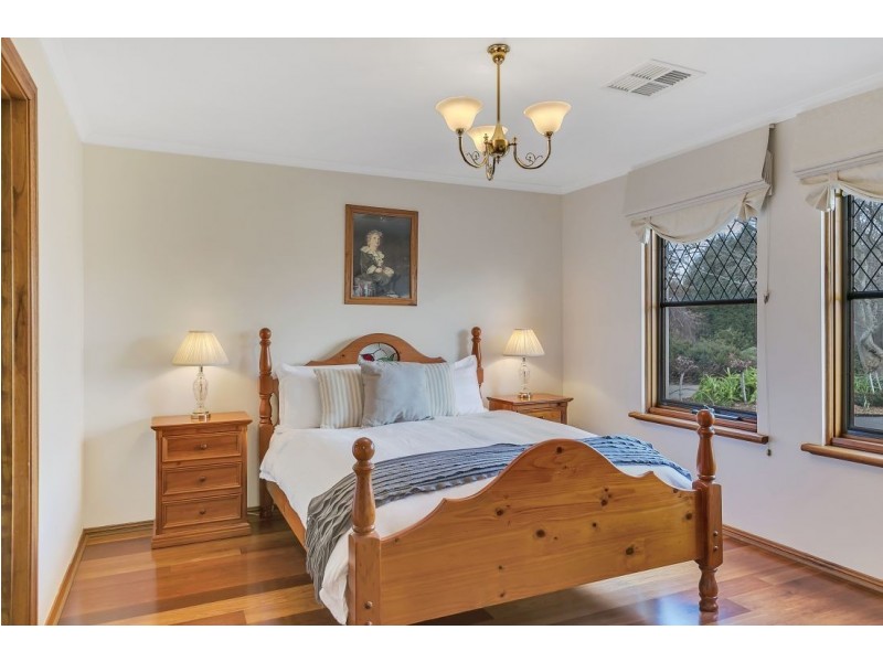 5 Honeysuckle Drive, Woodside SA 5244
