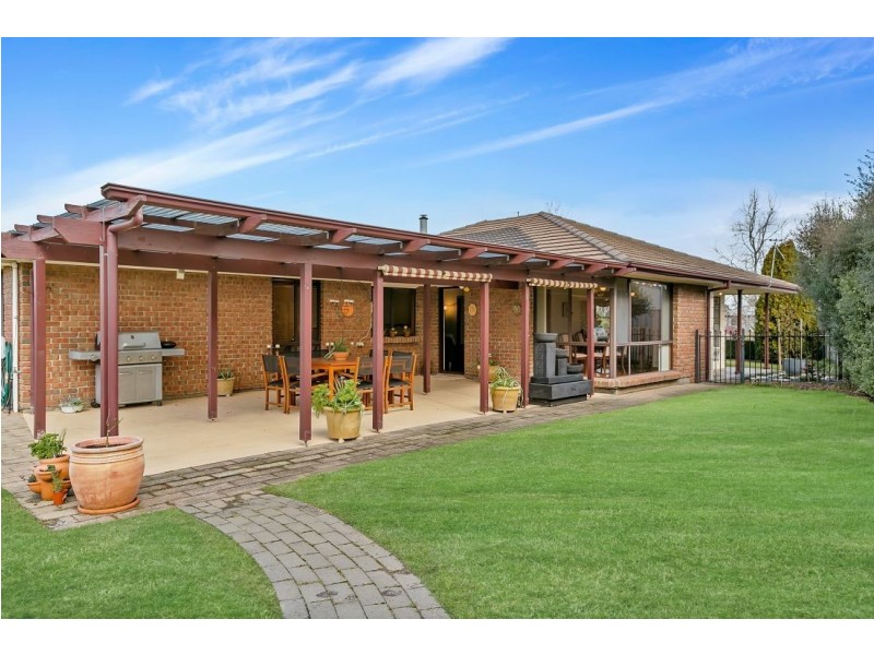 5 Honeysuckle Drive, Woodside SA 5244