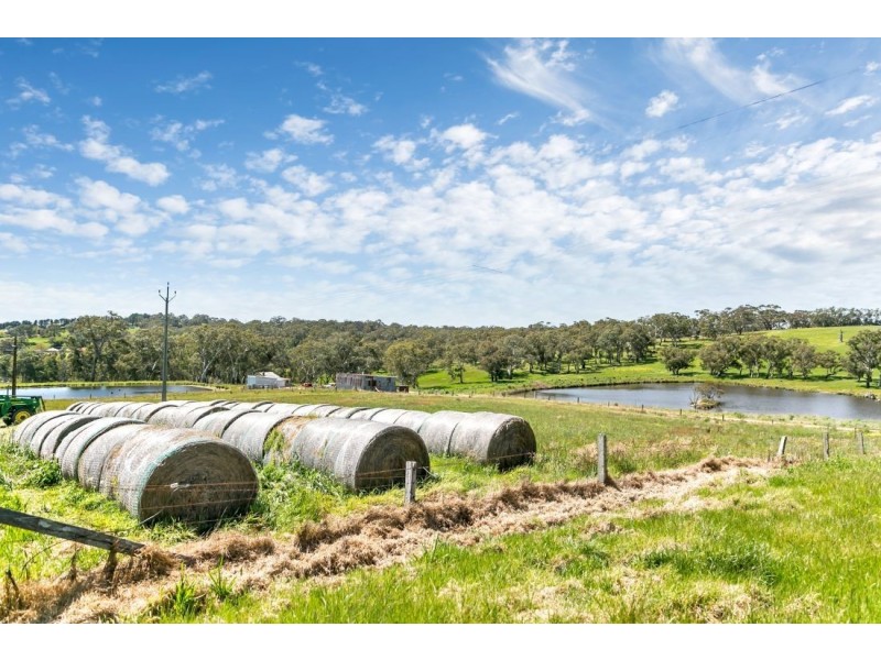 147A &147B Sheoak Hill Road, Mount Torrens SA 5244