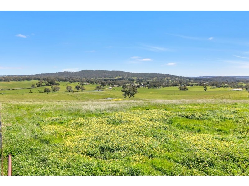 147A &147B Sheoak Hill Road, Mount Torrens SA 5244