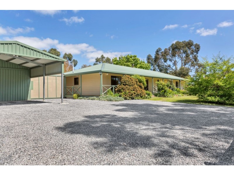 4 Hutchens Road, Woodside SA 5244