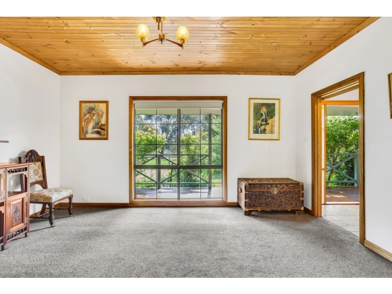 4 Hutchens Road, Woodside SA 5244