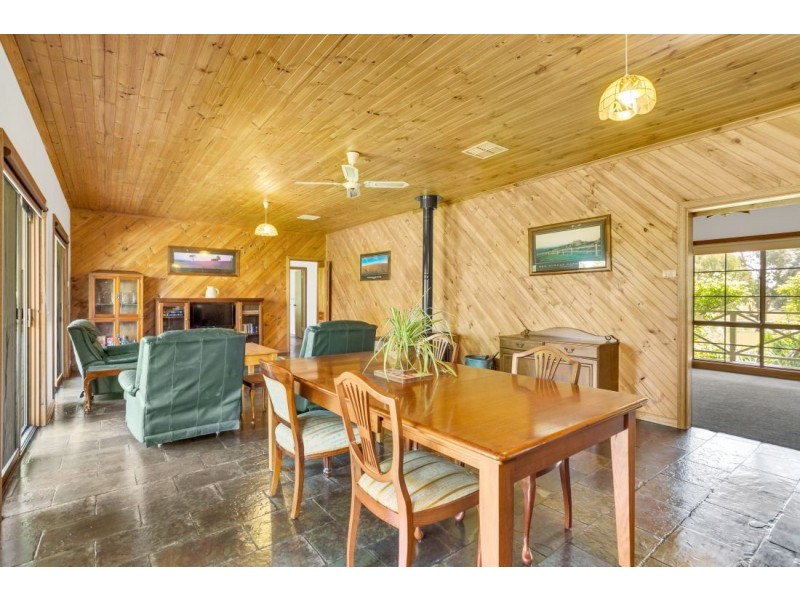 4 Hutchens Road, Woodside SA 5244