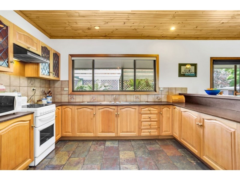 4 Hutchens Road, Woodside SA 5244