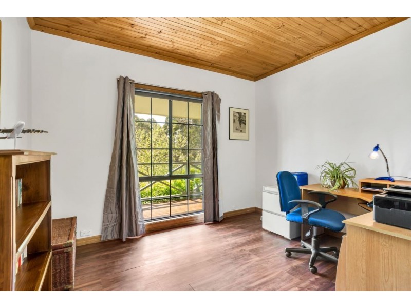 4 Hutchens Road, Woodside SA 5244