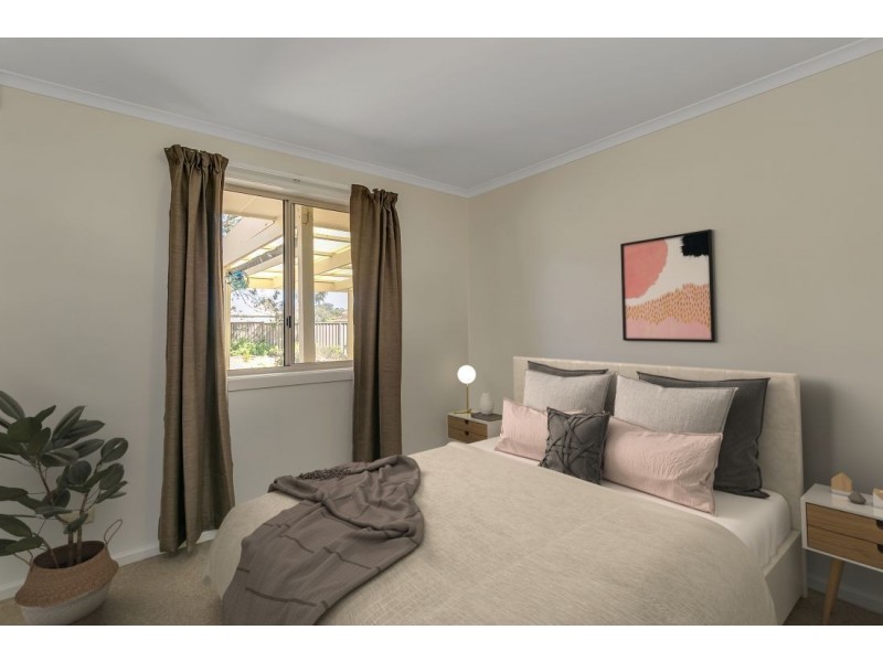 16 Elm Drive, Oakbank SA 5243