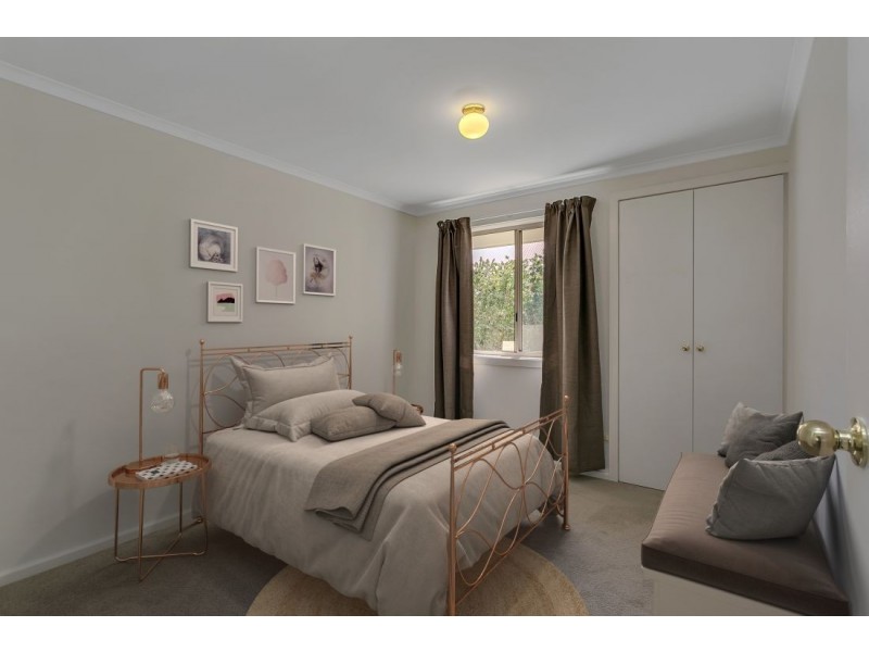 16 Elm Drive, Oakbank SA 5243