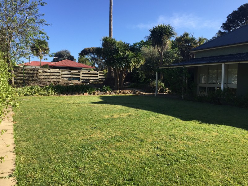 43 Adelaide Road, Mount Barker SA 5251