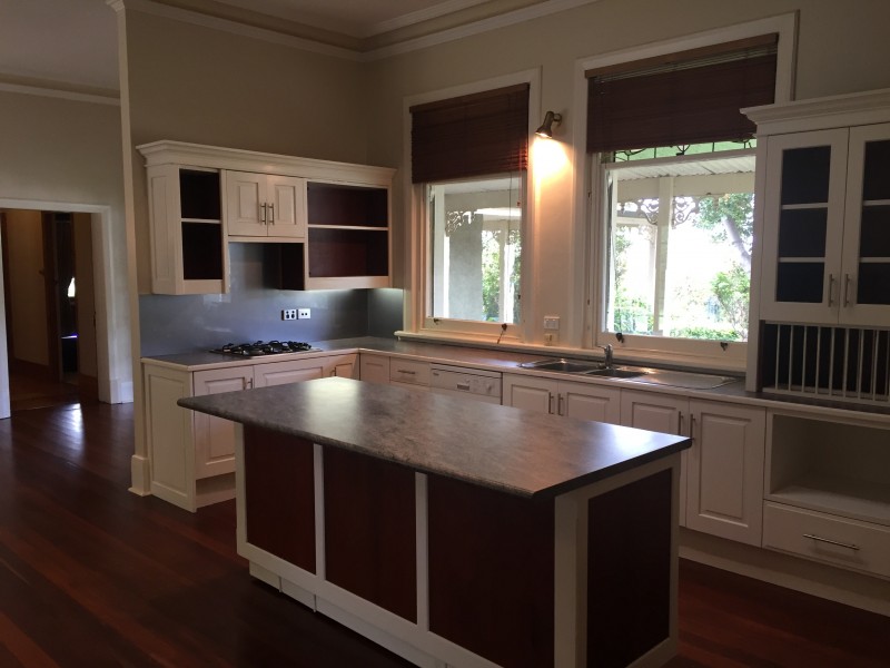 43 Adelaide Road, Mount Barker SA 5251