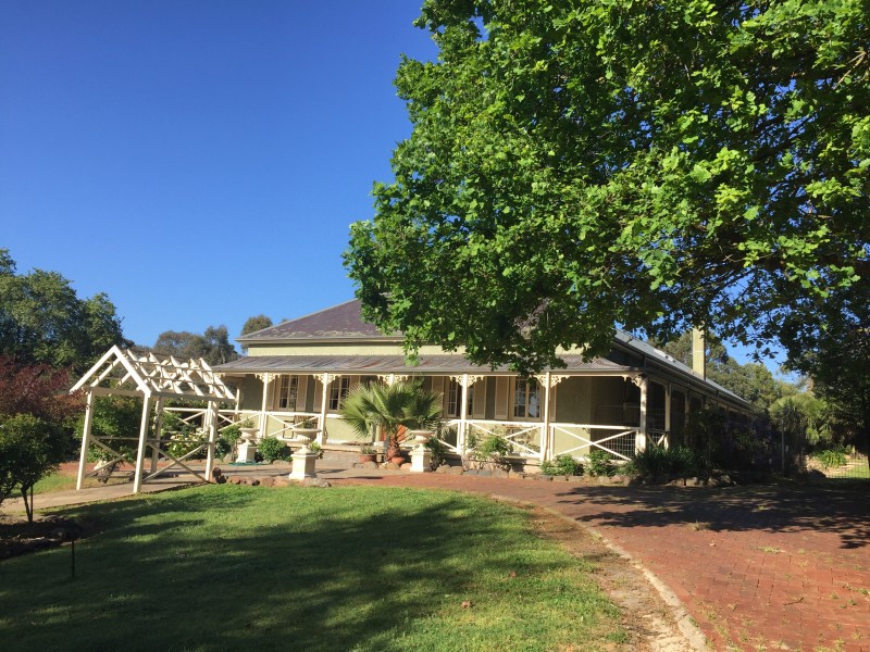 43 Adelaide Road, Mount Barker SA 5251