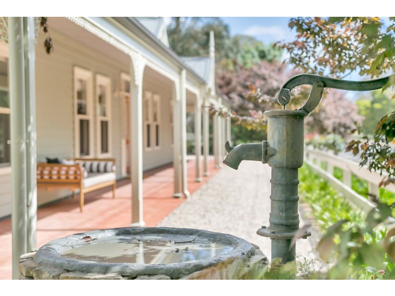 1 Coral Street, Mount Barker SA 5251