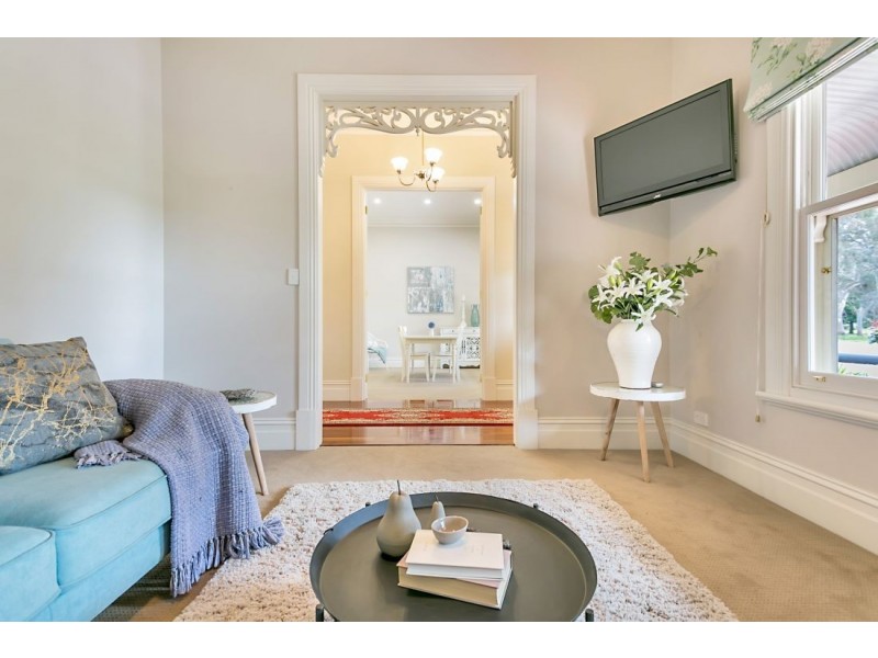 1 Coral Street, Mount Barker SA 5251