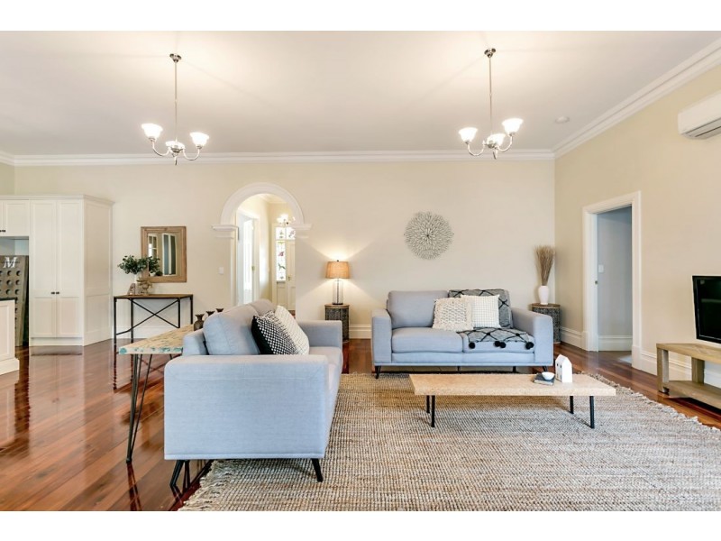 1 Coral Street, Mount Barker SA 5251