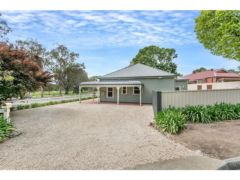 1 Coral Street, Mount Barker SA 5251