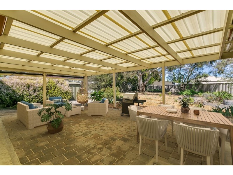 16 Elm Drive, Oakbank SA 5243