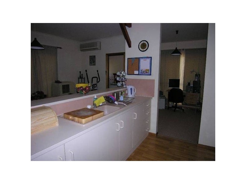 2 Pike Street, Oakbank SA 5243