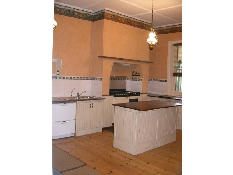 15 Junction Road, Balhannah SA 5242