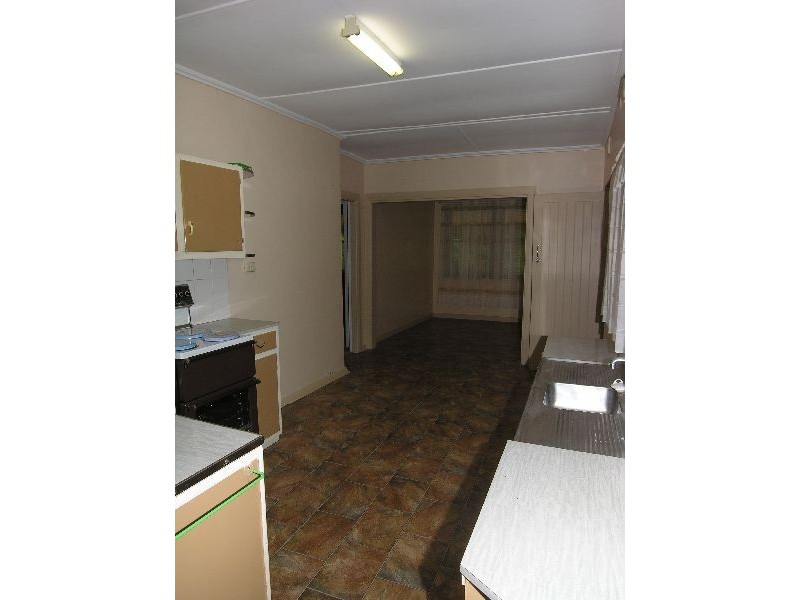 8 Christie Street, Bridgewater SA 5155