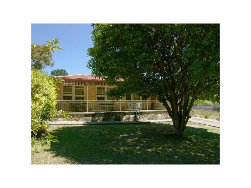 8 Christie Street, Bridgewater SA 5155