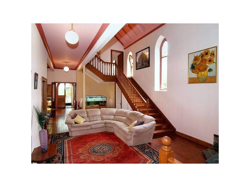 8 Showground Road, Mount Pleasant SA 5235