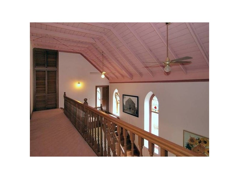 8 Showground Road, Mount Pleasant SA 5235