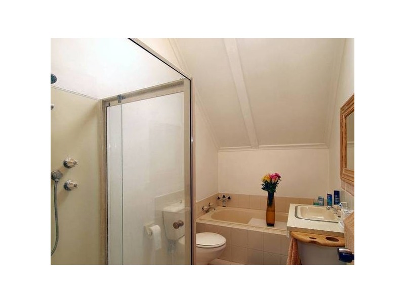 8 Showground Road, Mount Pleasant SA 5235