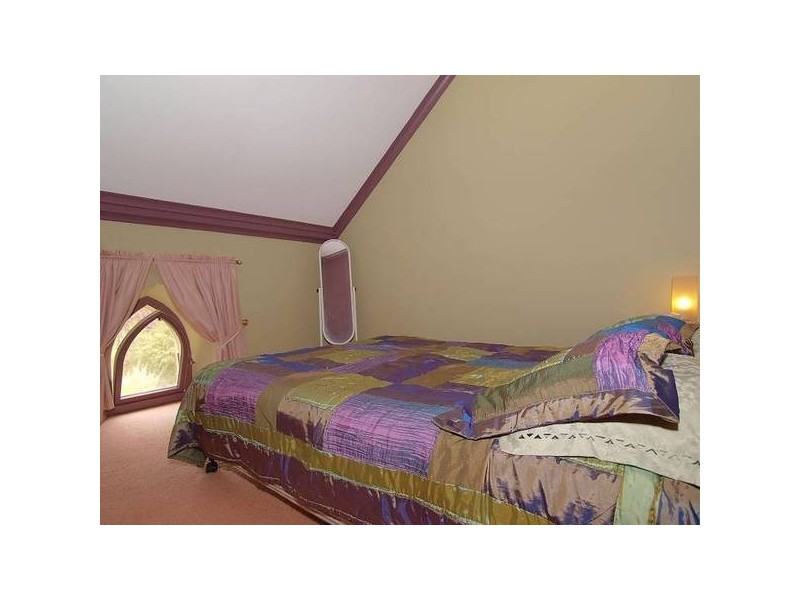 8 Showground Road, Mount Pleasant SA 5235