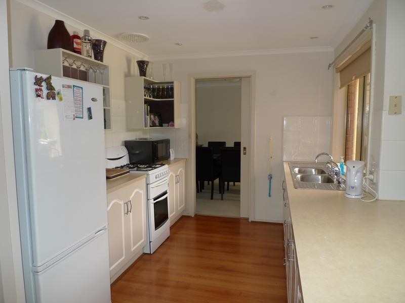 6 Sandalwood Drive, Woodside SA 5244