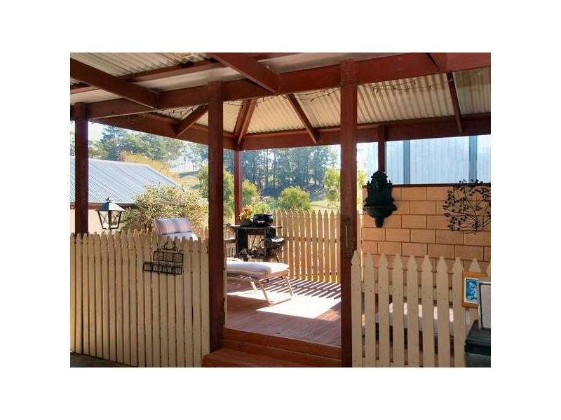 2 Pioneer Avenue, Lobethal SA 5241